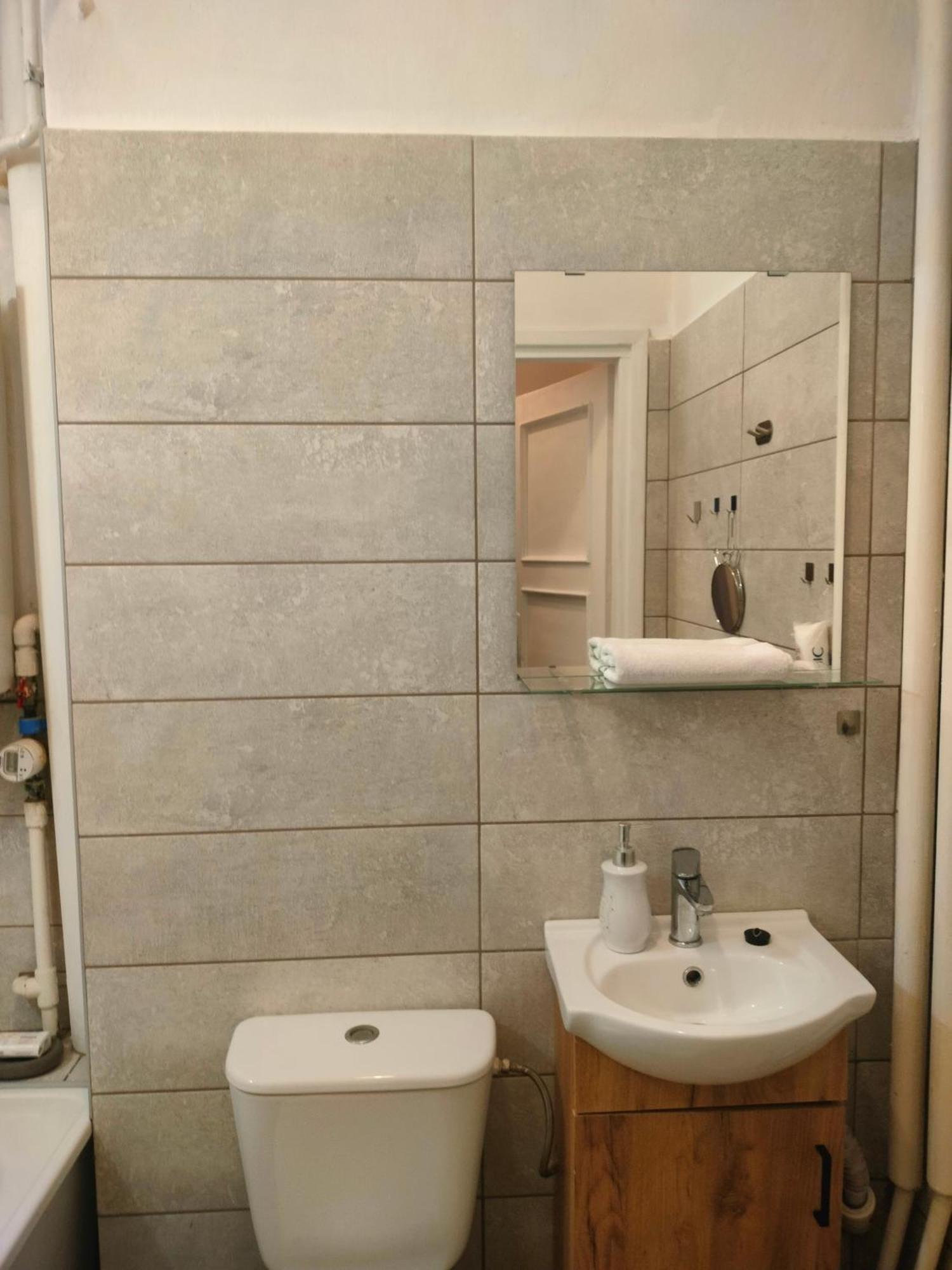 Przytulny Apartament Przy Barbakanie Варшава Екстер'єр фото